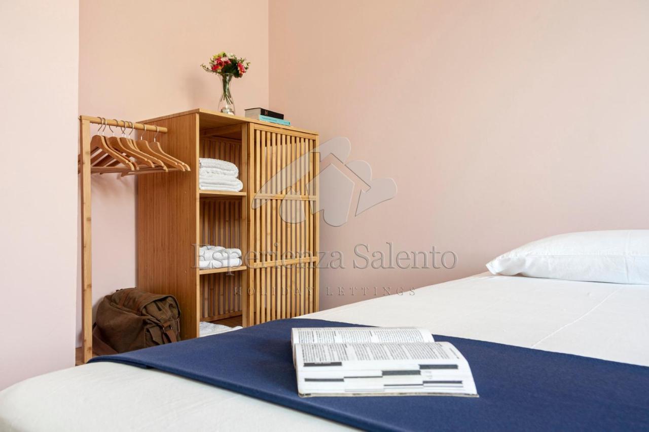 Villa Breezy Beach House à Marina di Mancaversa Extérieur photo